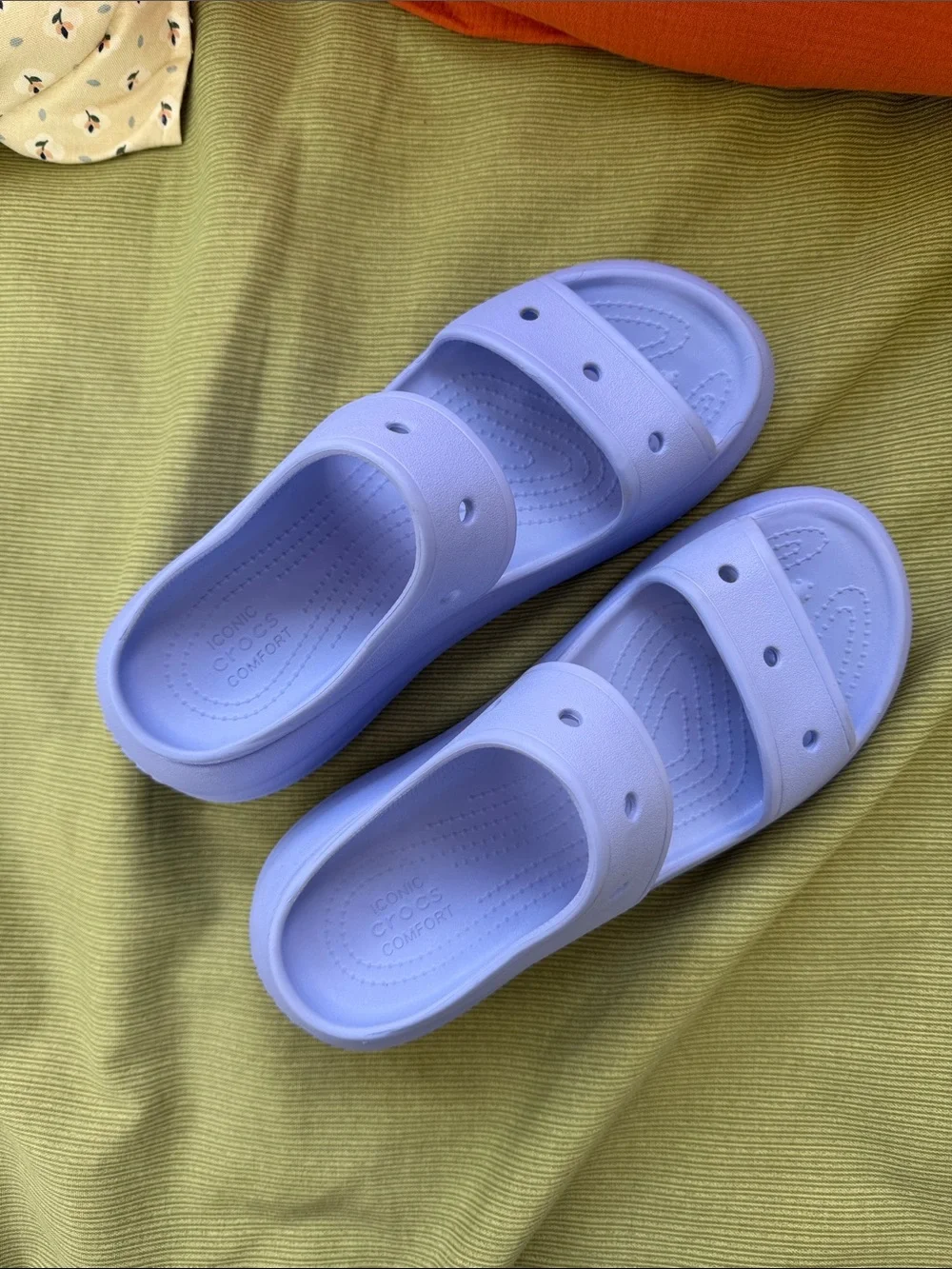 ✨platform croc sandal✨